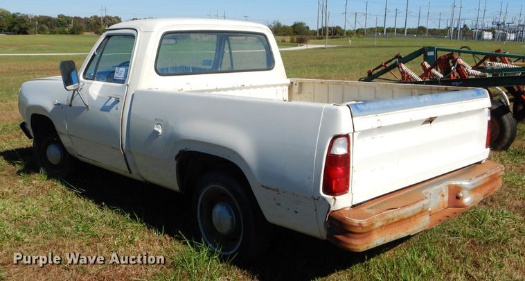 image for item DM0645 1978 Dodge 100  pickup truck