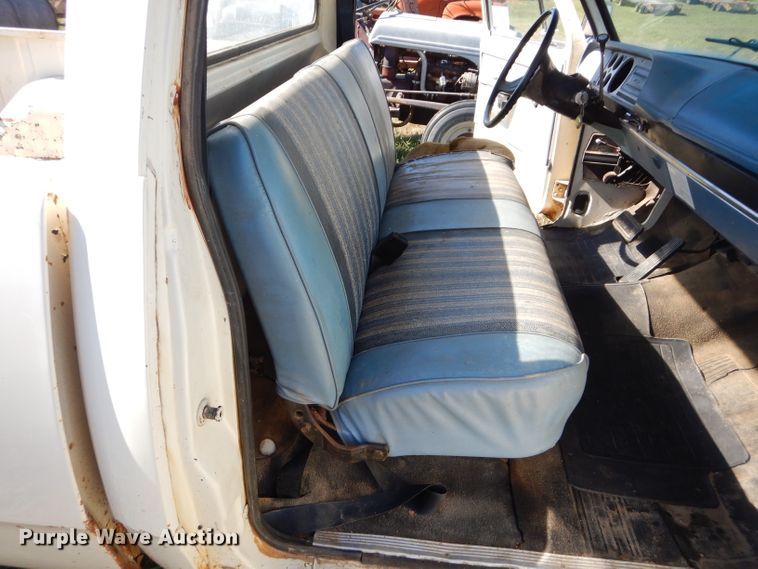 image for item DM0645 1978 Dodge 100  pickup truck