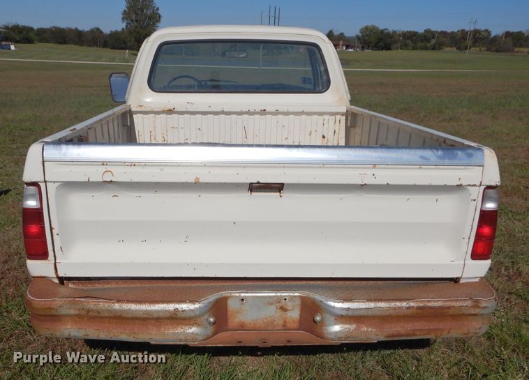 image for item DM0645 1978 Dodge 100  pickup truck