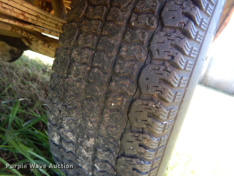 image for item DM0645 1978 Dodge 100  pickup truck