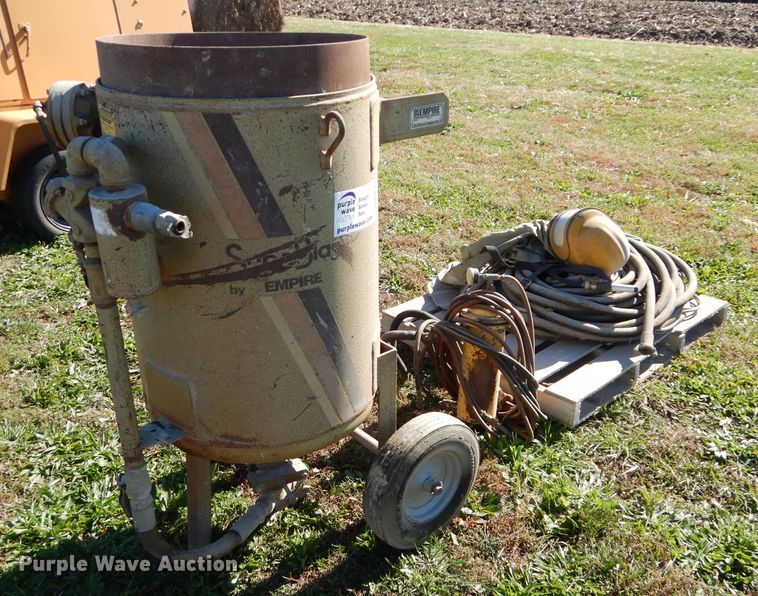 image for item DM0647 Empire Super 650  sand blaster