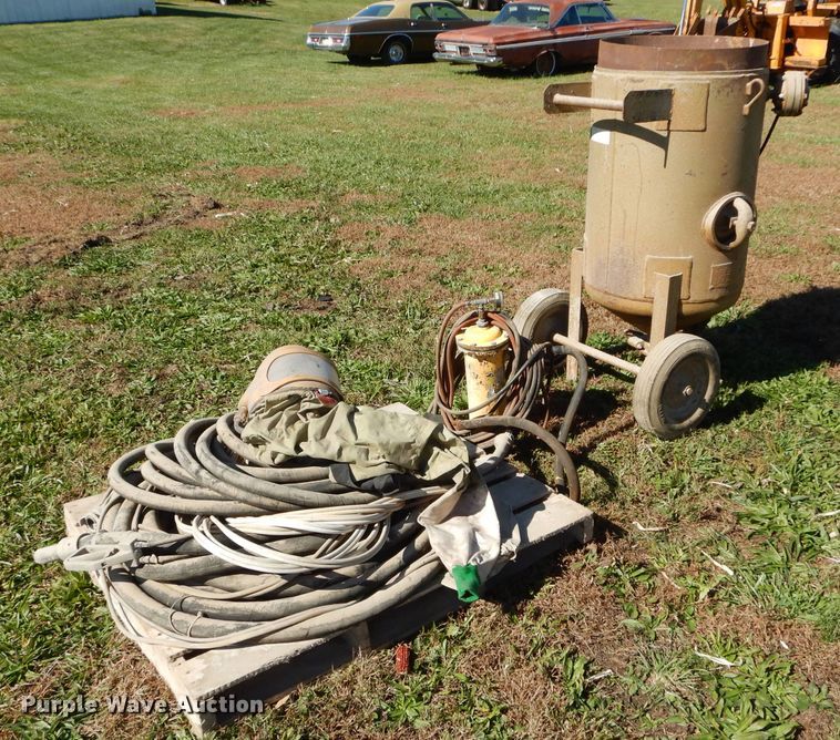 image for item DM0647 Empire Super 650  sand blaster