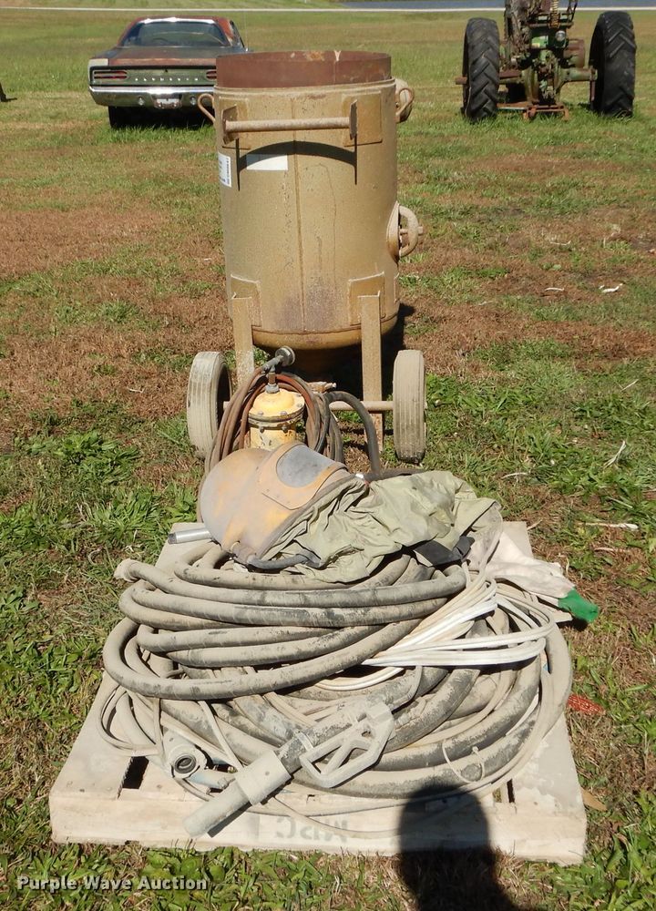 image for item DM0647 Empire Super 650  sand blaster