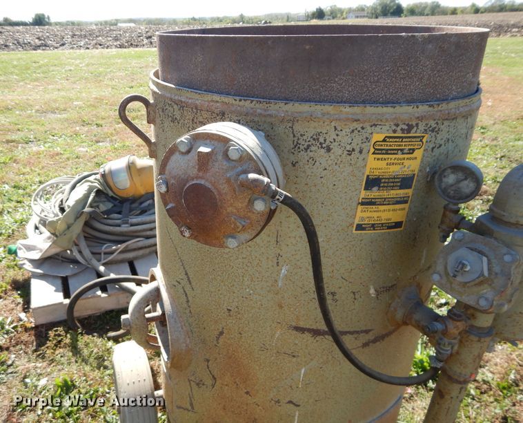 image for item DM0647 Empire Super 650  sand blaster