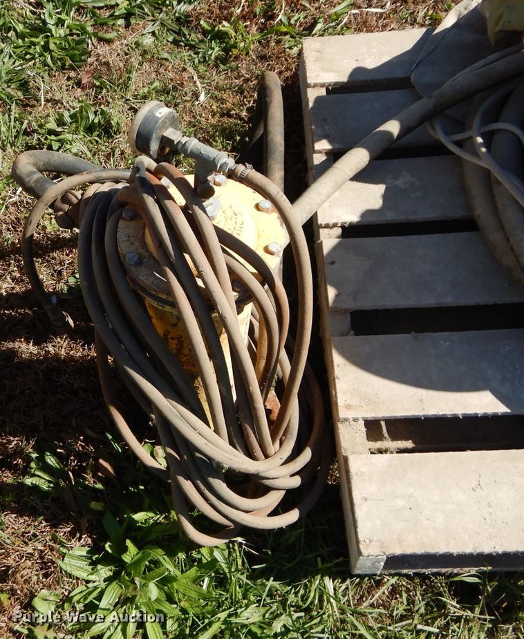 image for item DM0647 Empire Super 650  sand blaster