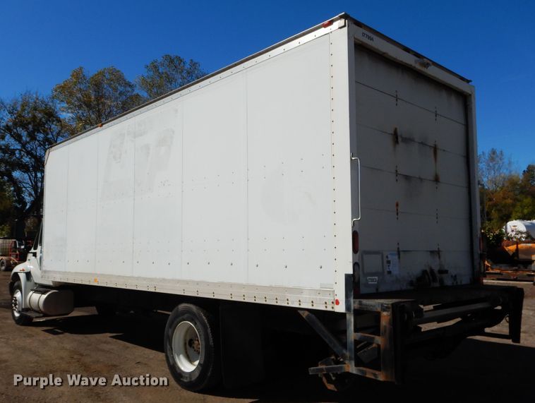 image for item DM0655 2013 International 4300  box truck