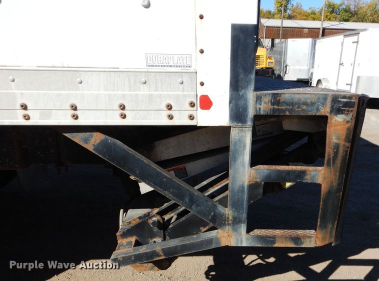 image for item DM0655 2013 International 4300  box truck