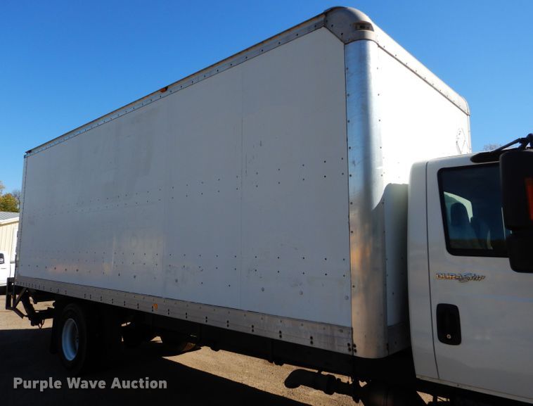 image for item DM0655 2013 International 4300  box truck