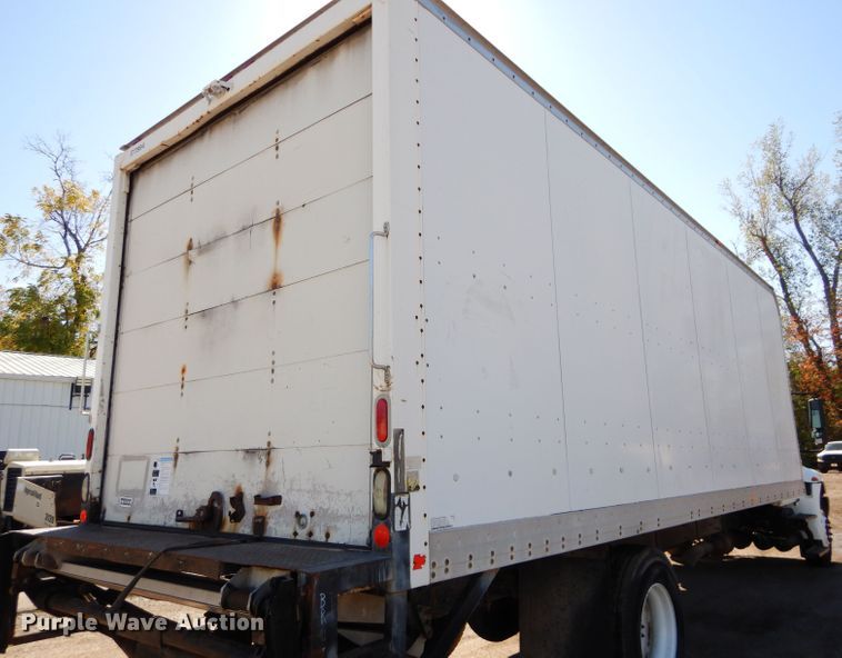 image for item DM0655 2013 International 4300  box truck