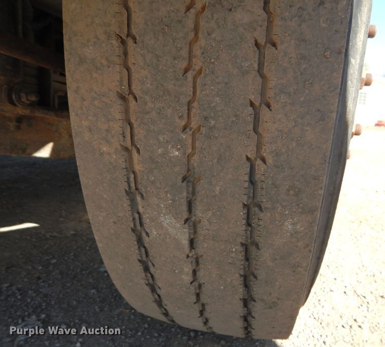 image for item DM0655 2013 International 4300  box truck