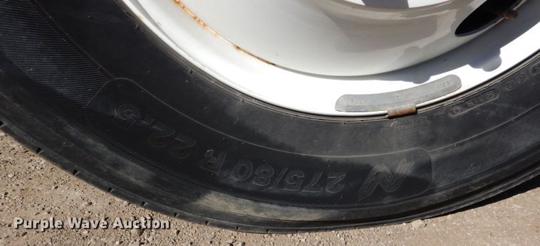 image for item DM0655 2013 International 4300  box truck