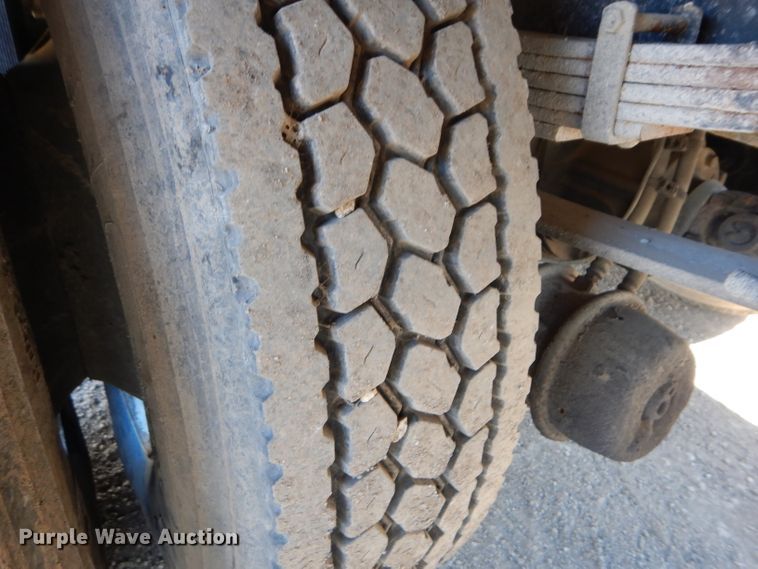 image for item DM0655 2013 International 4300  box truck