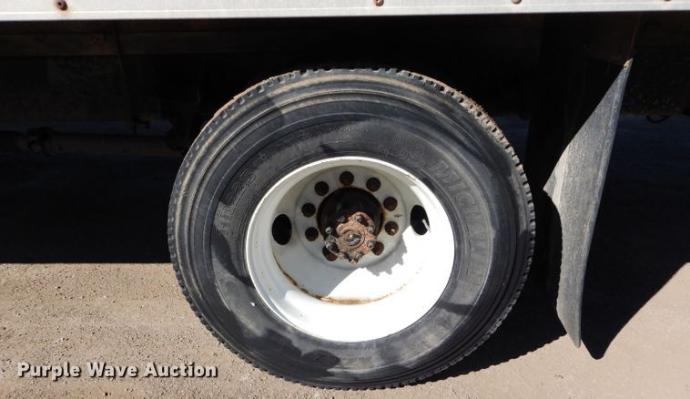 image for item DM0655 2013 International 4300  box truck