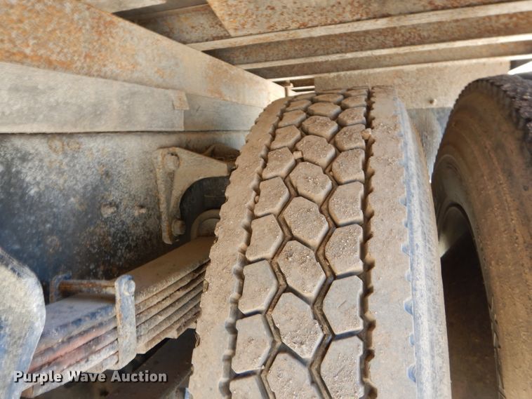 image for item DM0655 2013 International 4300  box truck