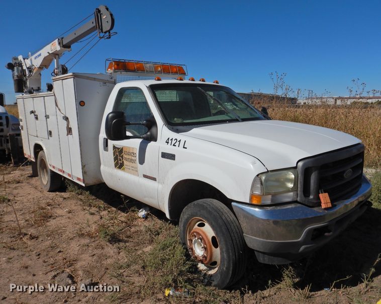 image for item DM8988 2003 Ford F550 Super Duty  utility / service truck