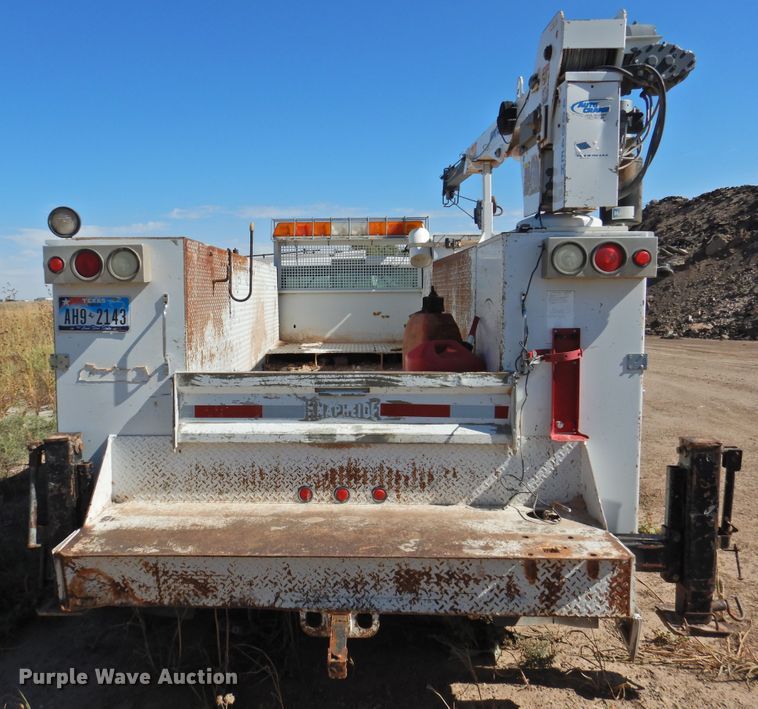 image for item DM8988 2003 Ford F550 Super Duty  utility / service truck