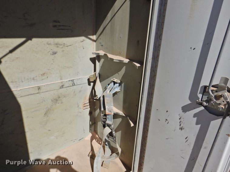 image for item DM8988 2003 Ford F550 Super Duty  utility / service truck