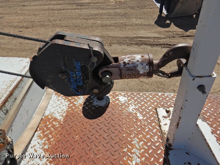 image for item DM8988 2003 Ford F550 Super Duty  utility / service truck