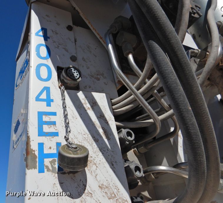 image for item DM8988 2003 Ford F550 Super Duty  utility / service truck