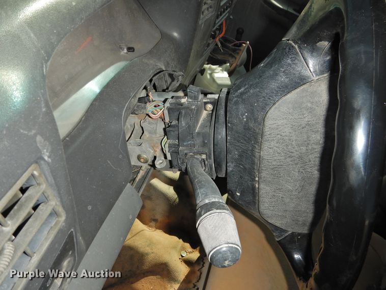 image for item DM8988 2003 Ford F550 Super Duty  utility / service truck