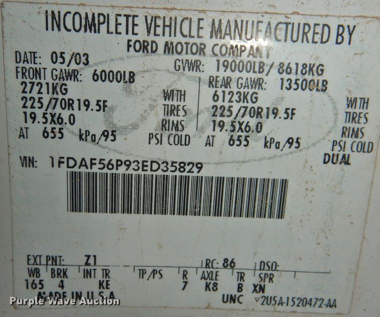 image for item DM8988 2003 Ford F550 Super Duty  utility / service truck