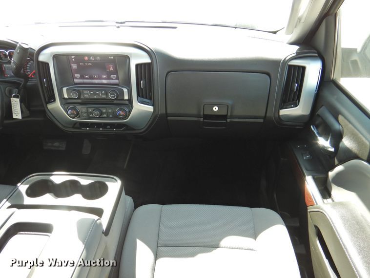 image for item DN0004 2014 GMC Sierra 1500  Crew Cab pickup truck