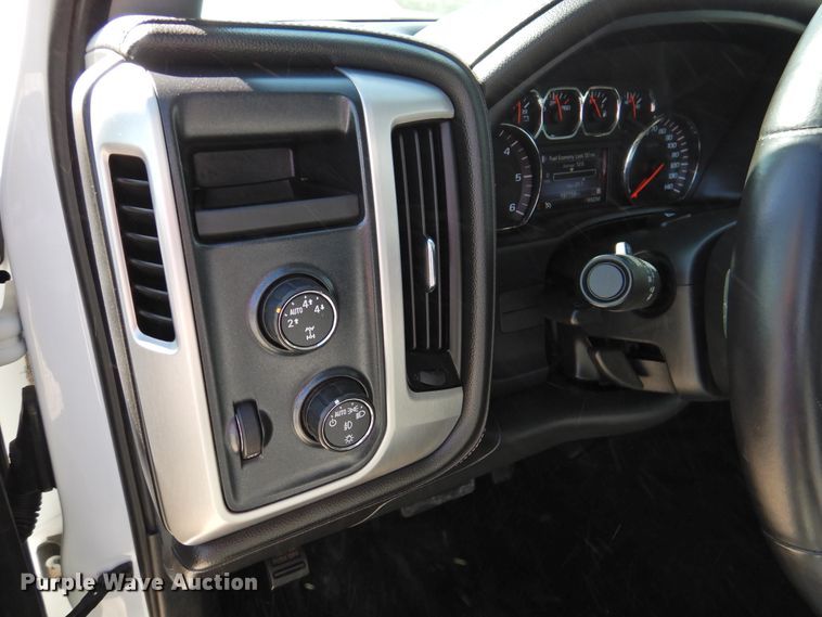 image for item DN0004 2014 GMC Sierra 1500  Crew Cab pickup truck