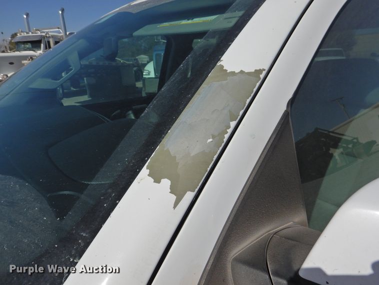 image for item DN0004 2014 GMC Sierra 1500  Crew Cab pickup truck