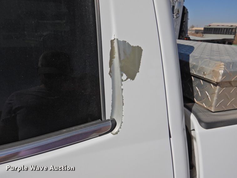 image for item DN0004 2014 GMC Sierra 1500  Crew Cab pickup truck