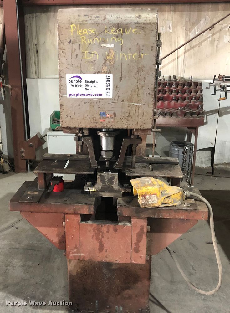image for item DN2047 MW 86  ironworker machine