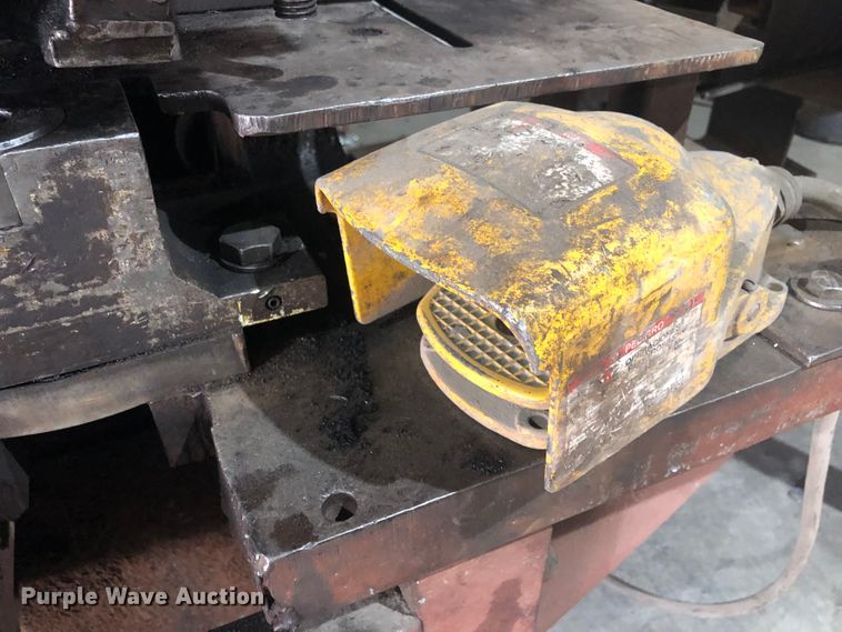 image for item DN2047 MW 86  ironworker machine