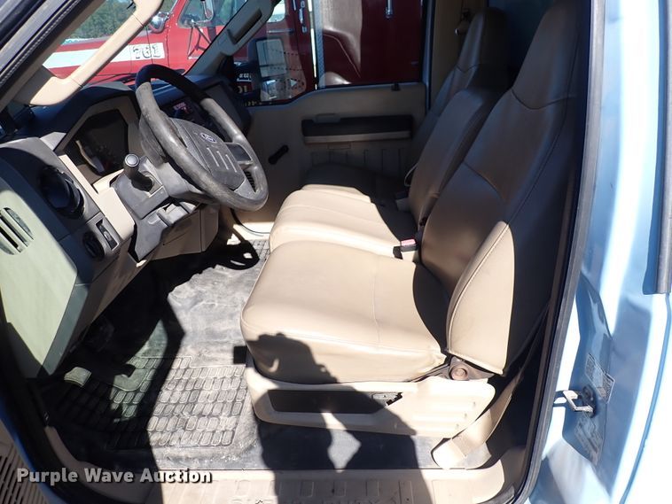 image for item DN2162 2008 Ford F550 Super Duty XL  box truck