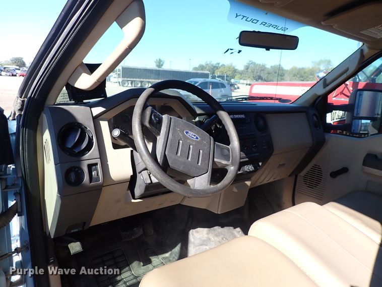 image for item DN2162 2008 Ford F550 Super Duty XL  box truck