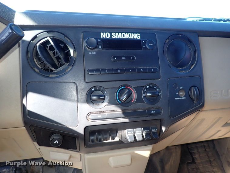 image for item DN2162 2008 Ford F550 Super Duty XL  box truck