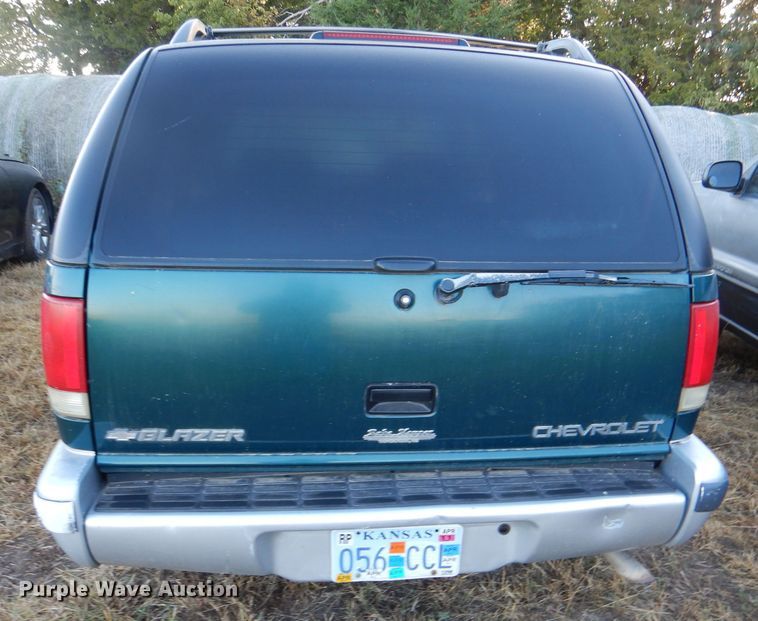 image for item DN5261 1997 Chevrolet Blazer  SUV