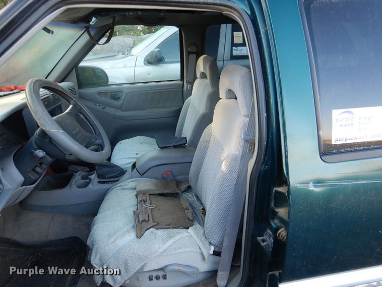 image for item DN5261 1997 Chevrolet Blazer  SUV