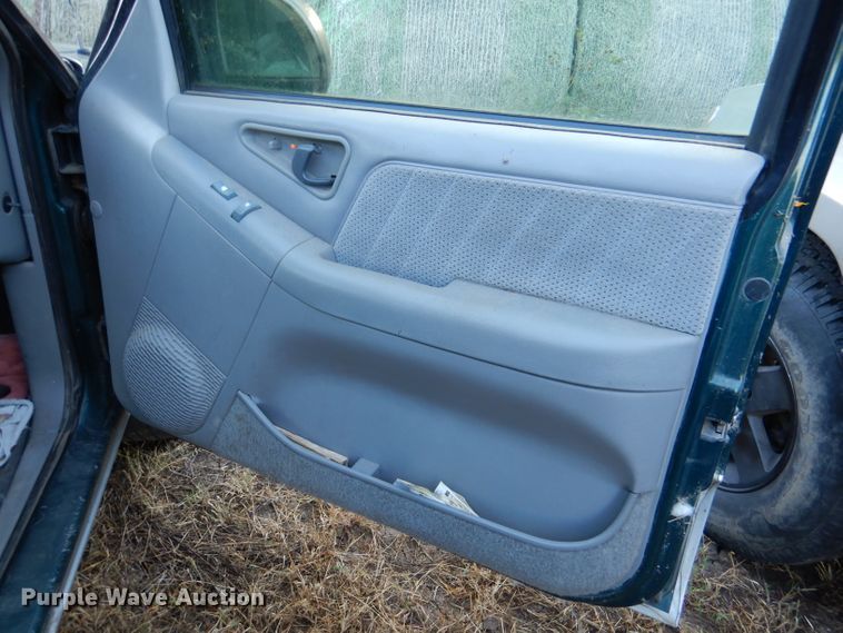 image for item DN5261 1997 Chevrolet Blazer  SUV