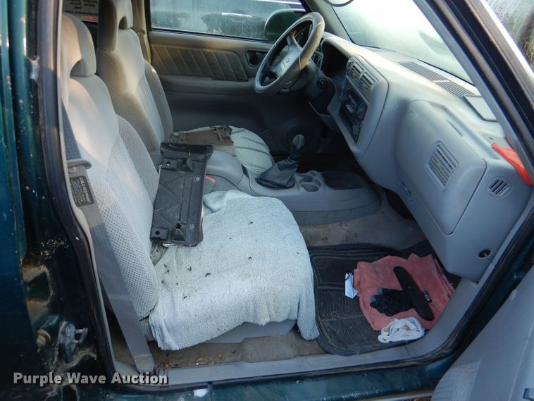 image for item DN5261 1997 Chevrolet Blazer  SUV