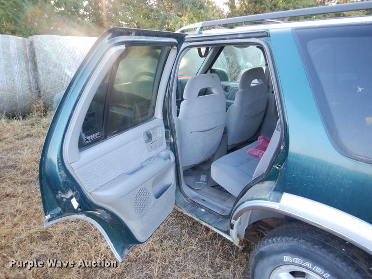 image for item DN5261 1997 Chevrolet Blazer  SUV