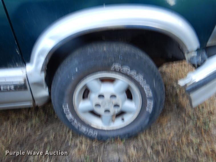 image for item DN5261 1997 Chevrolet Blazer  SUV