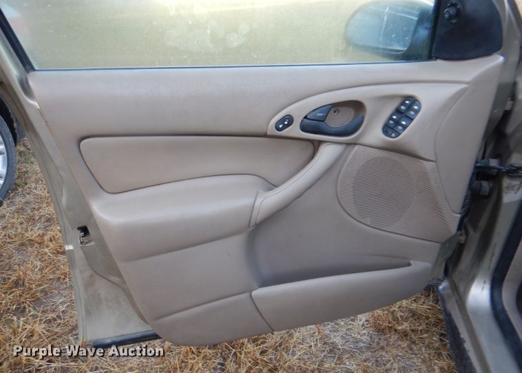 image for item DN5263 2002 Ford Focus