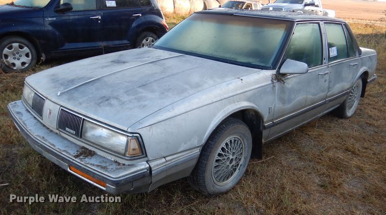 image for item DN5264 1988 Oldsmobile Delta 88