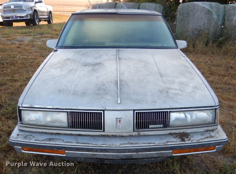 image for item DN5264 1988 Oldsmobile Delta 88
