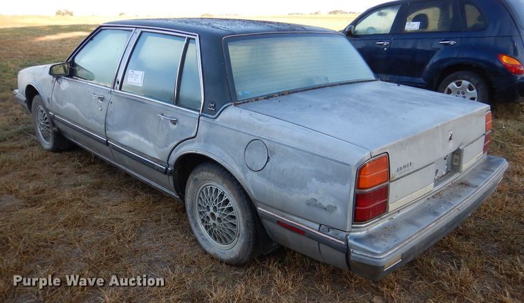 image for item DN5264 1988 Oldsmobile Delta 88