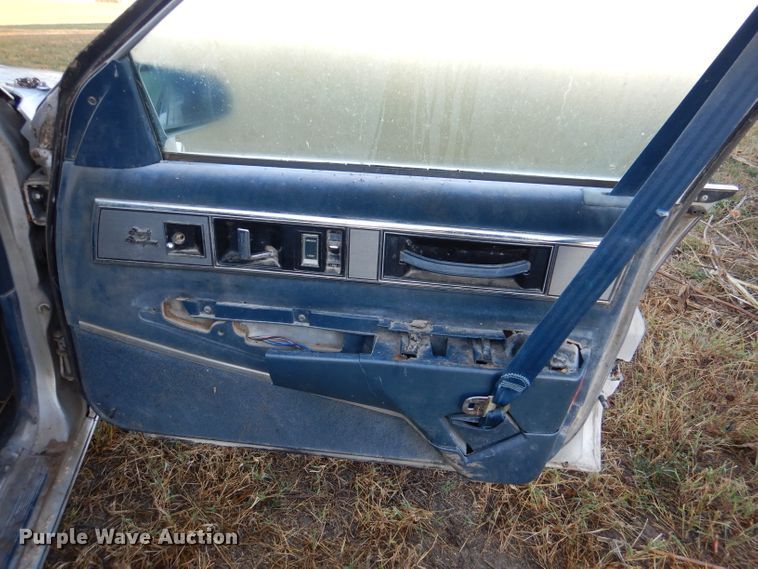 image for item DN5264 1988 Oldsmobile Delta 88