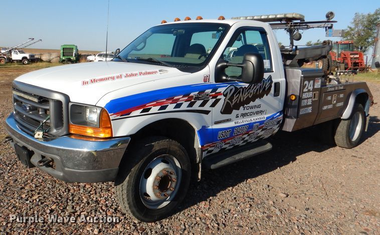 image for item DN5267 2000 Ford F450 Super Duty XL  tow truck