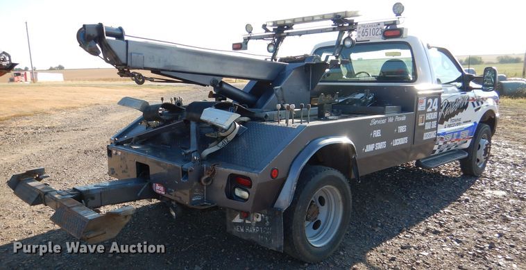 image for item DN5267 2000 Ford F450 Super Duty XL  tow truck