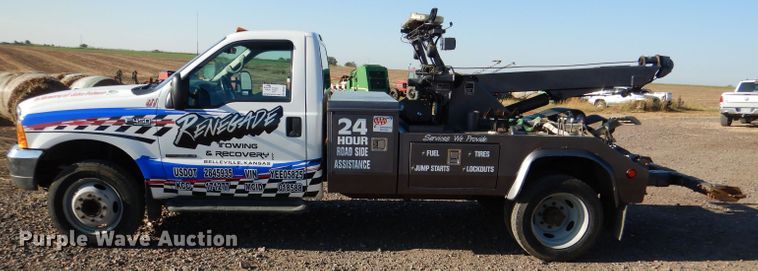 image for item DN5267 2000 Ford F450 Super Duty XL  tow truck