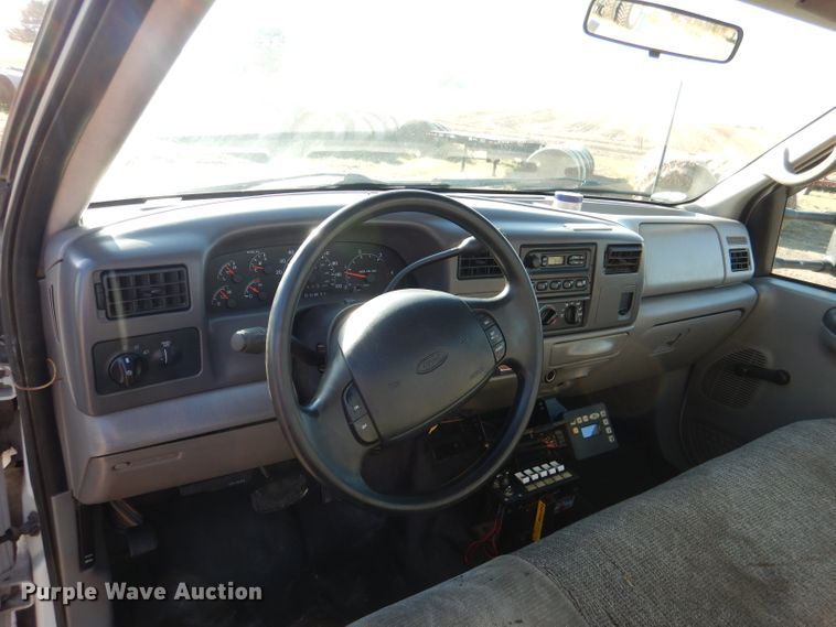 image for item DN5267 2000 Ford F450 Super Duty XL  tow truck