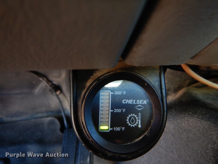 image for item DN5267 2000 Ford F450 Super Duty XL  tow truck